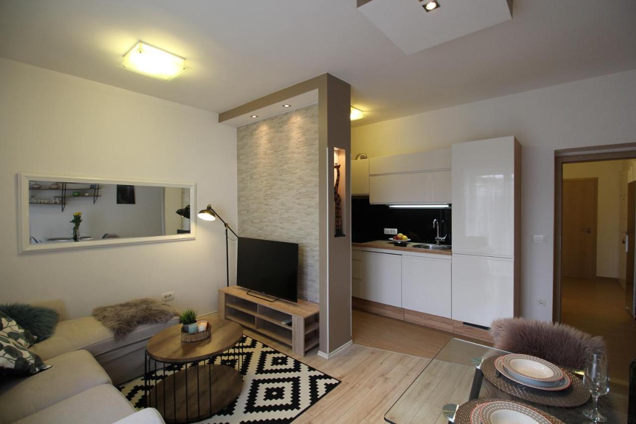 Cozy Dreams Apartment Zara Esterno foto